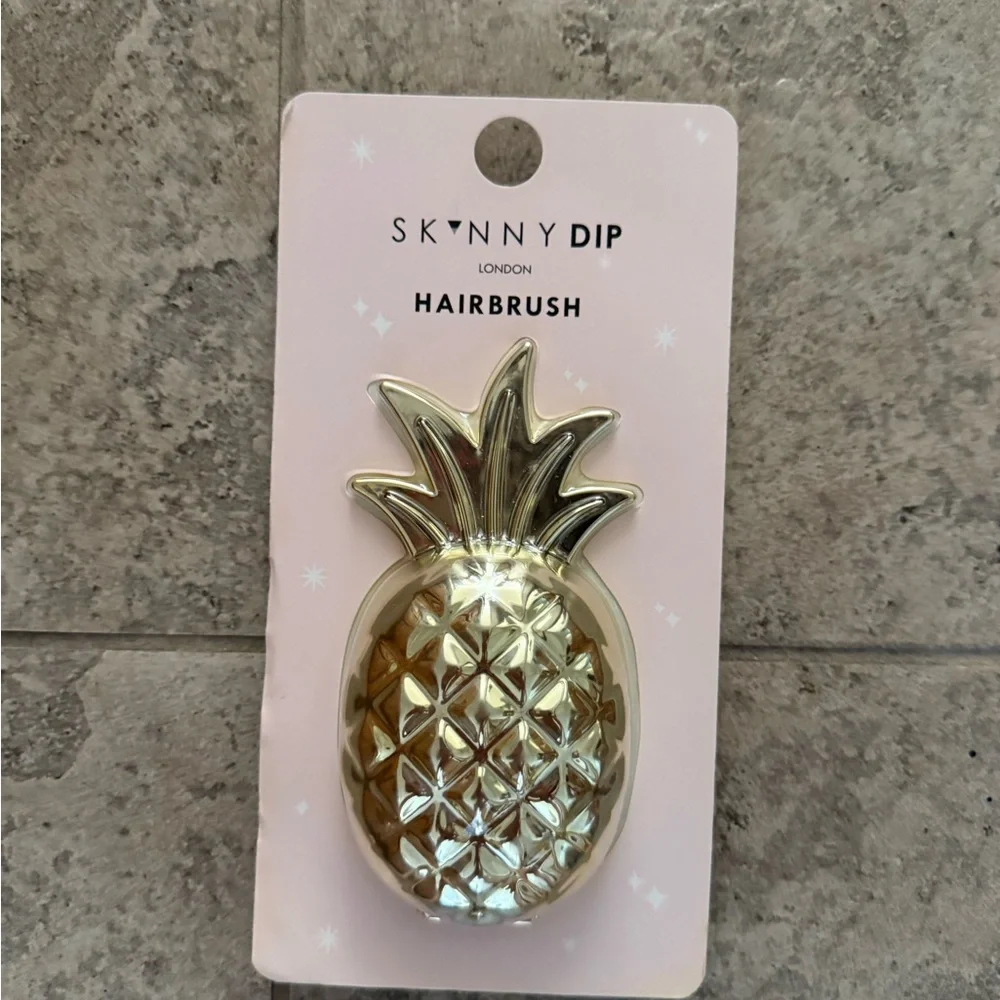 Rare pineapple hairbrush